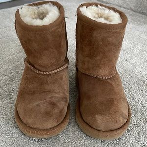 Authentic Ugg Toddler classic short boots